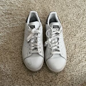 adidas x stan smith white and leopard print sneakers size 7